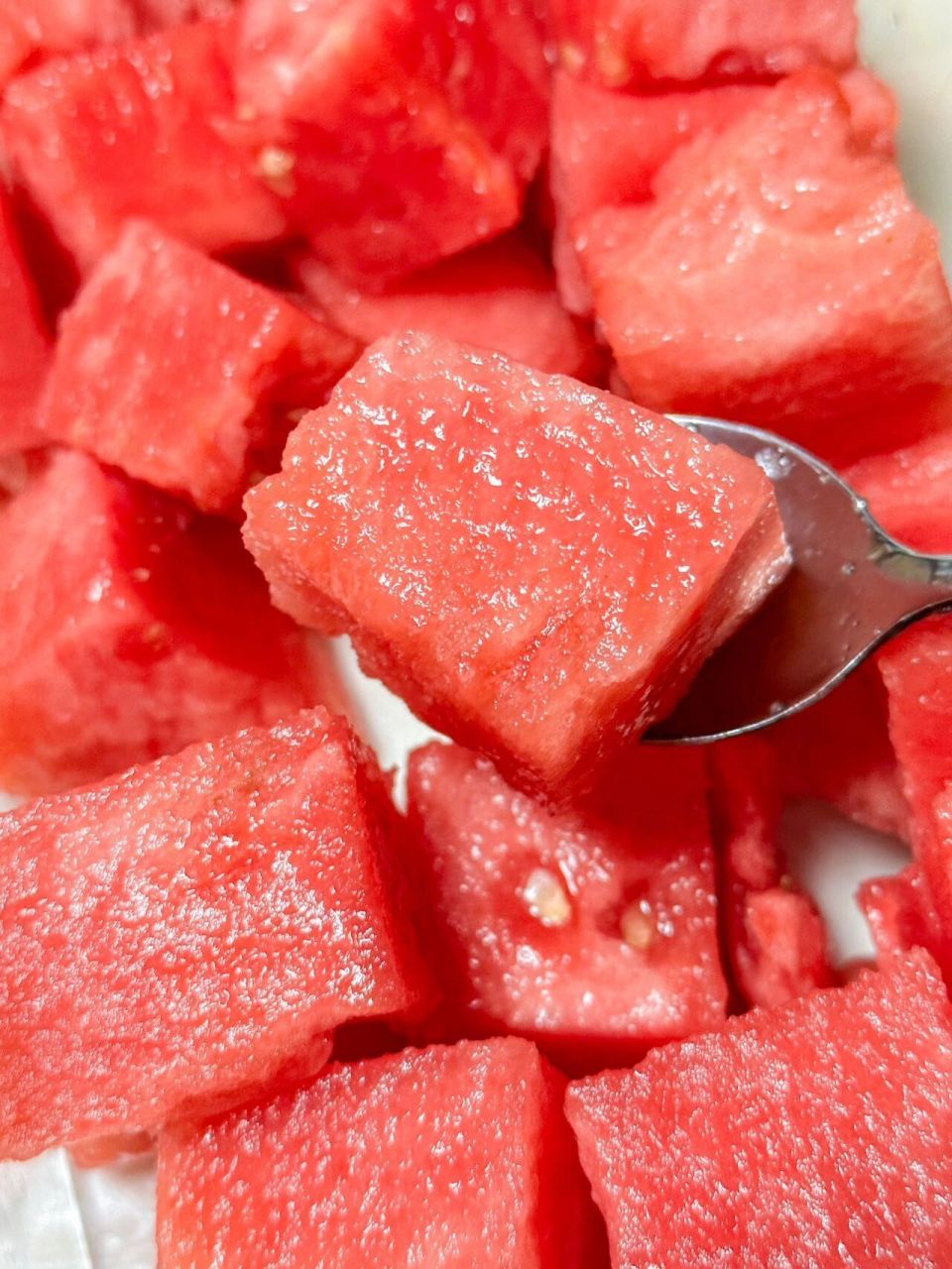 几分钟就能搞定的自制西瓜冰沙～ 入口即化!又香又甜!