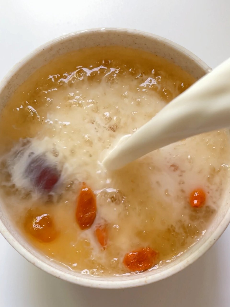 喝一次顶10张面膜7515桃胶雪燕炖奶9191 桃胶雪燕炖奶,诚不