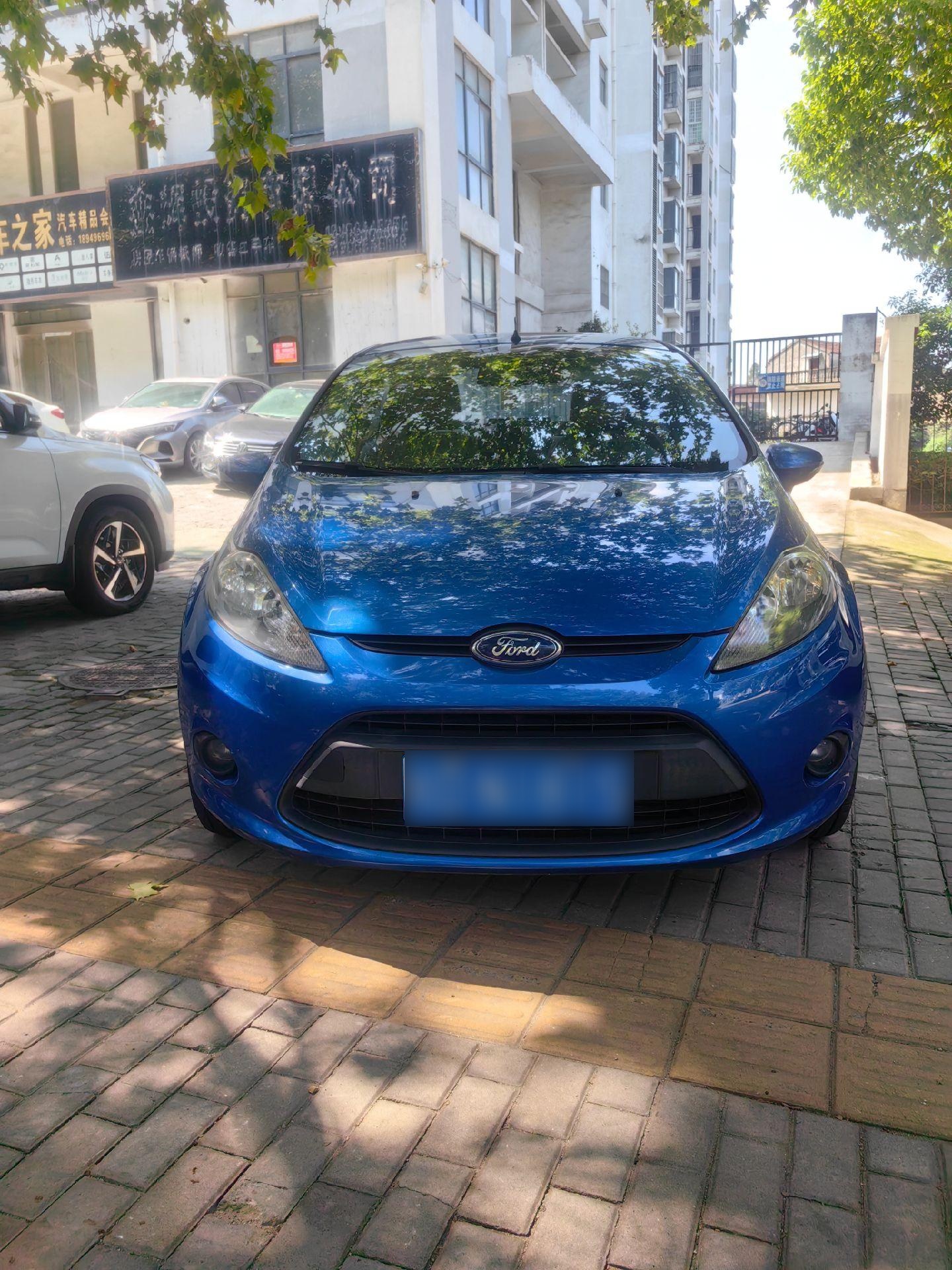 到店2011年福特嘉年华.1.