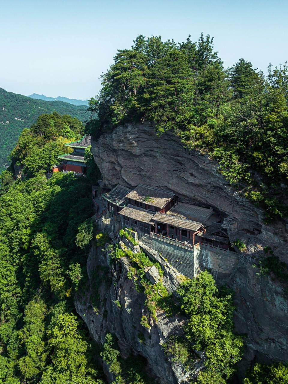 武当山天下第一香|南岩宫龙头香94   龙头香94在武当山南岩"天乙