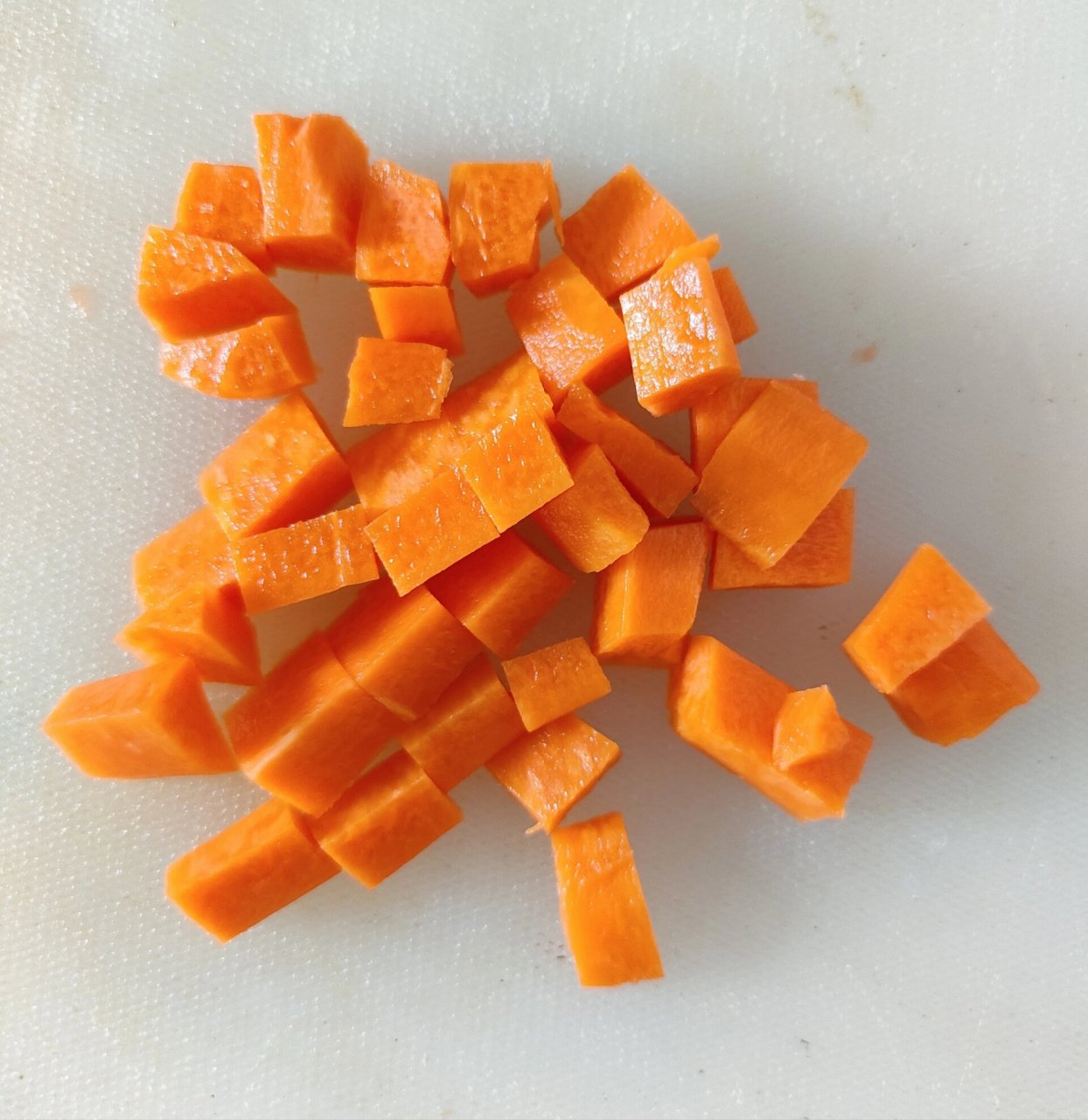 是一个爱吃甜食的小盆友哎.