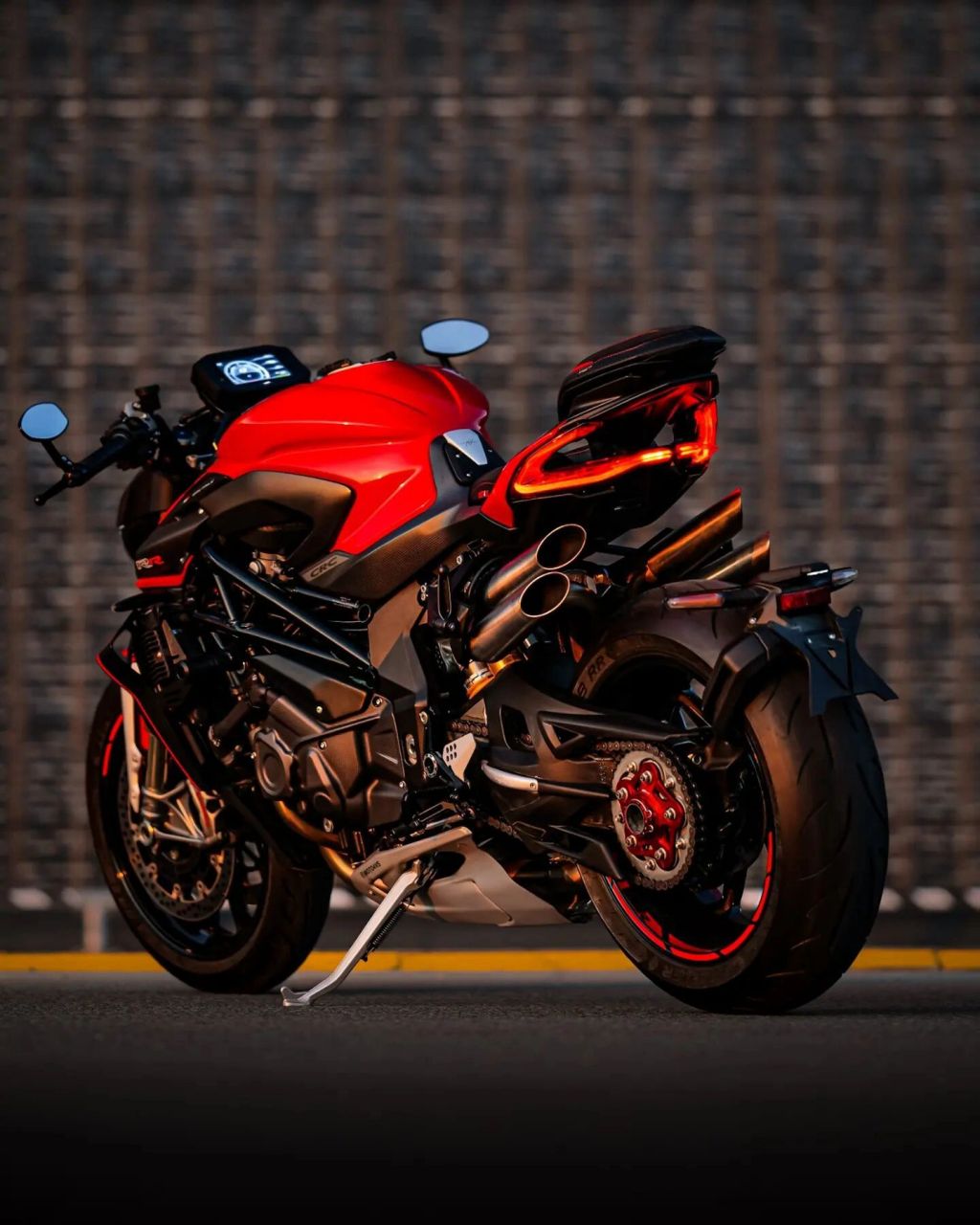 mv奥古斯塔 brutale 1000rr 暴徒