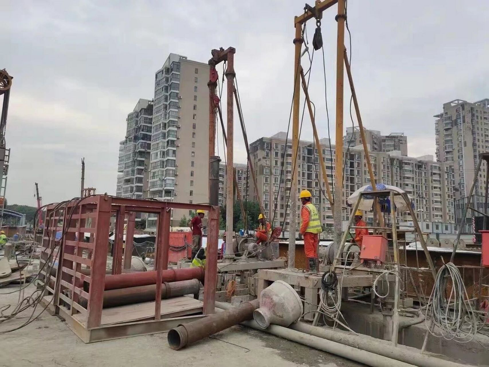 卷扬机, (主要用作于地基下管,打灰;是楼房建设地基,地铁施工,水库