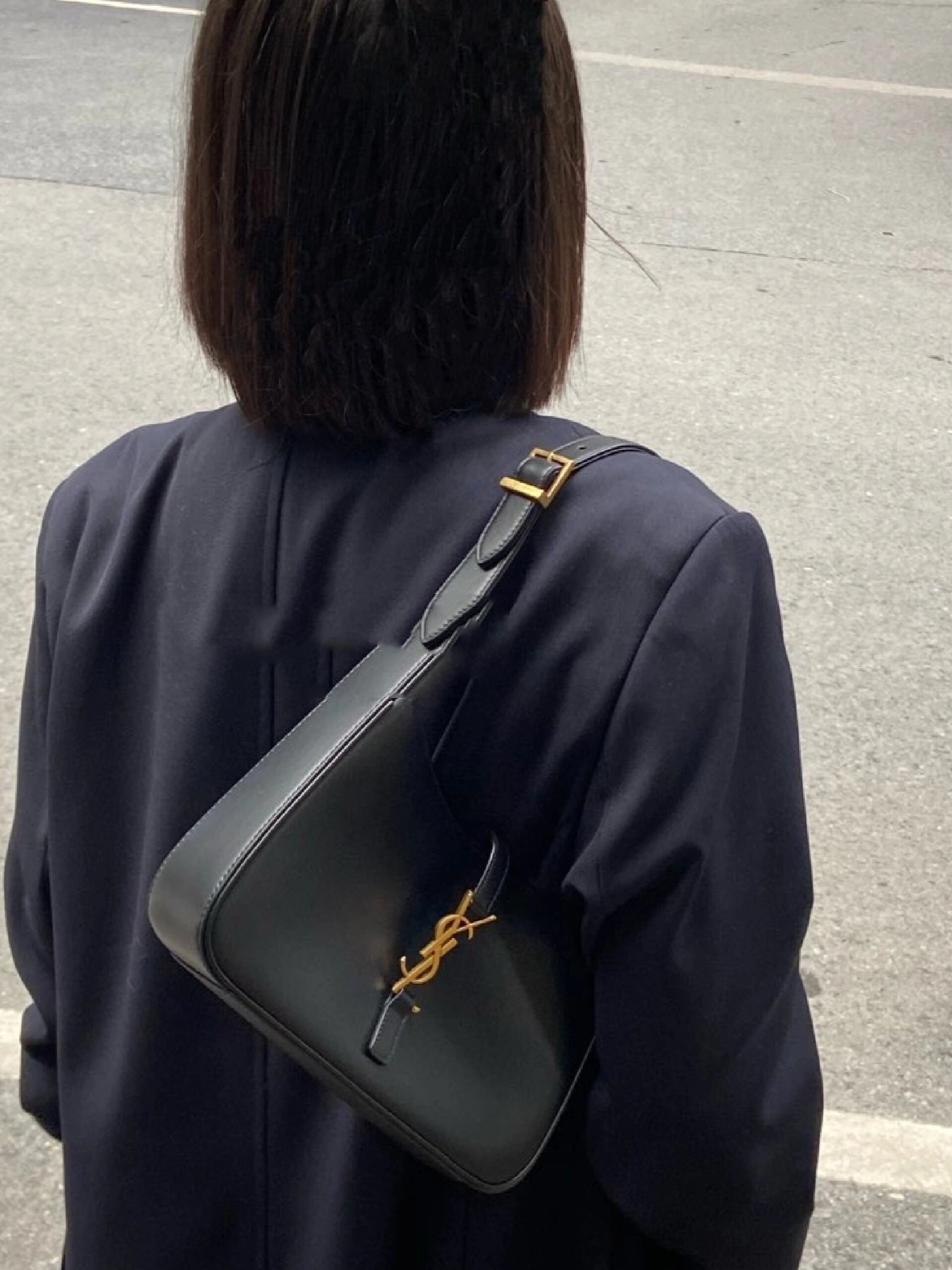 不能错过的包包丨ysl腋下包