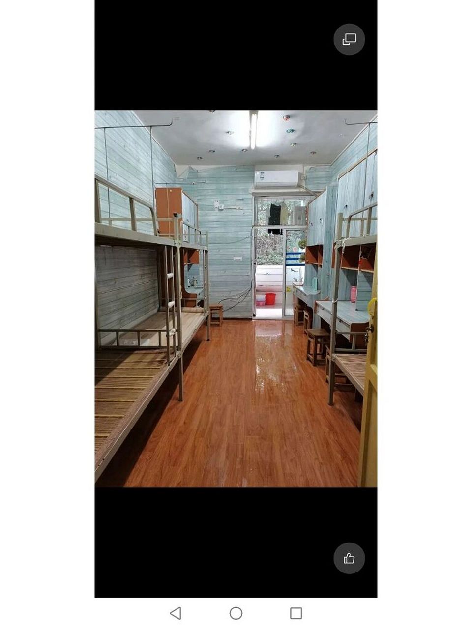 重庆人文科技学院—新生必看宿舍情况  第一种为新宿舍的四人间,上床