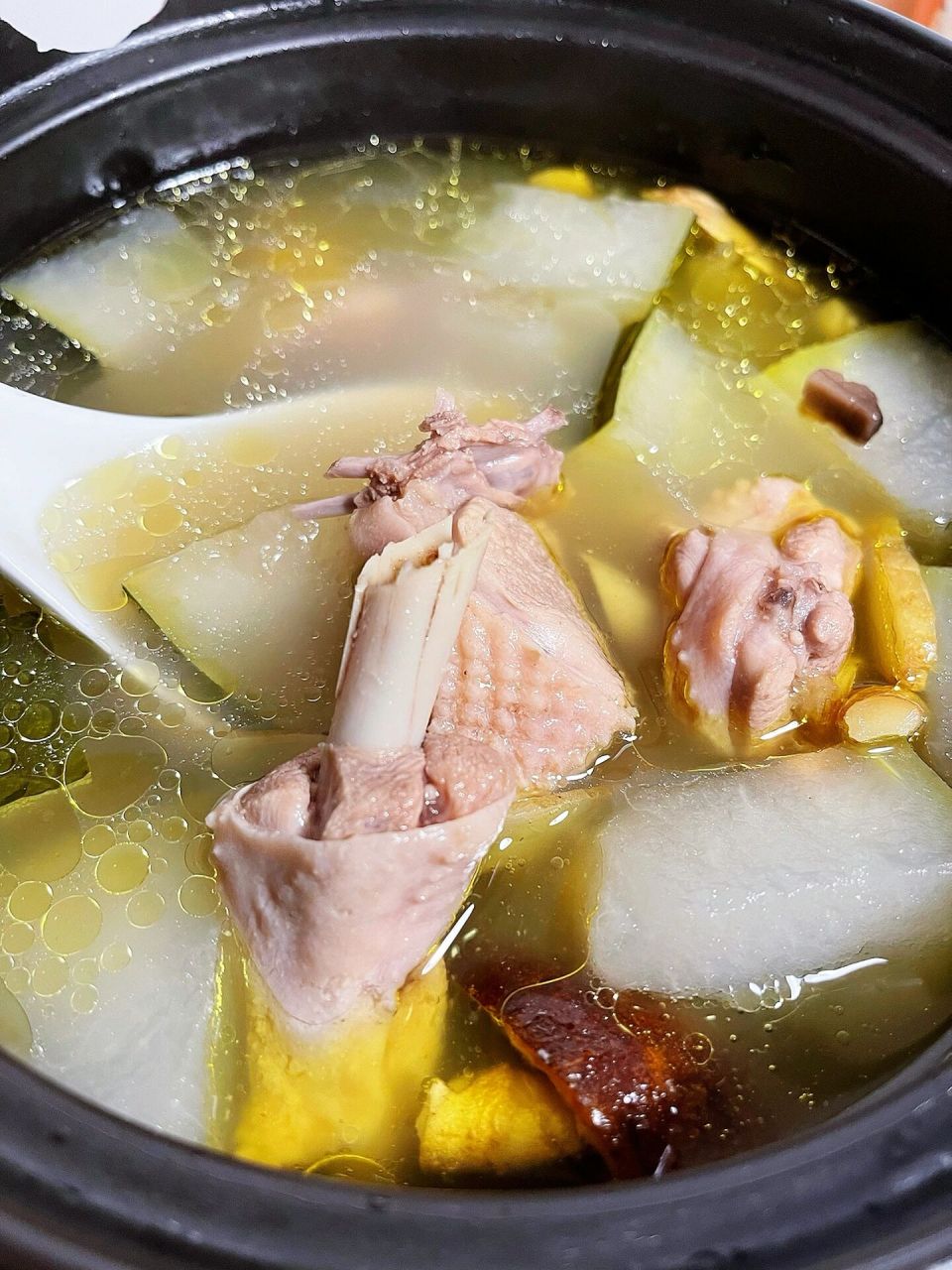 冬瓜薏米老鸭汤 78功效: 1.