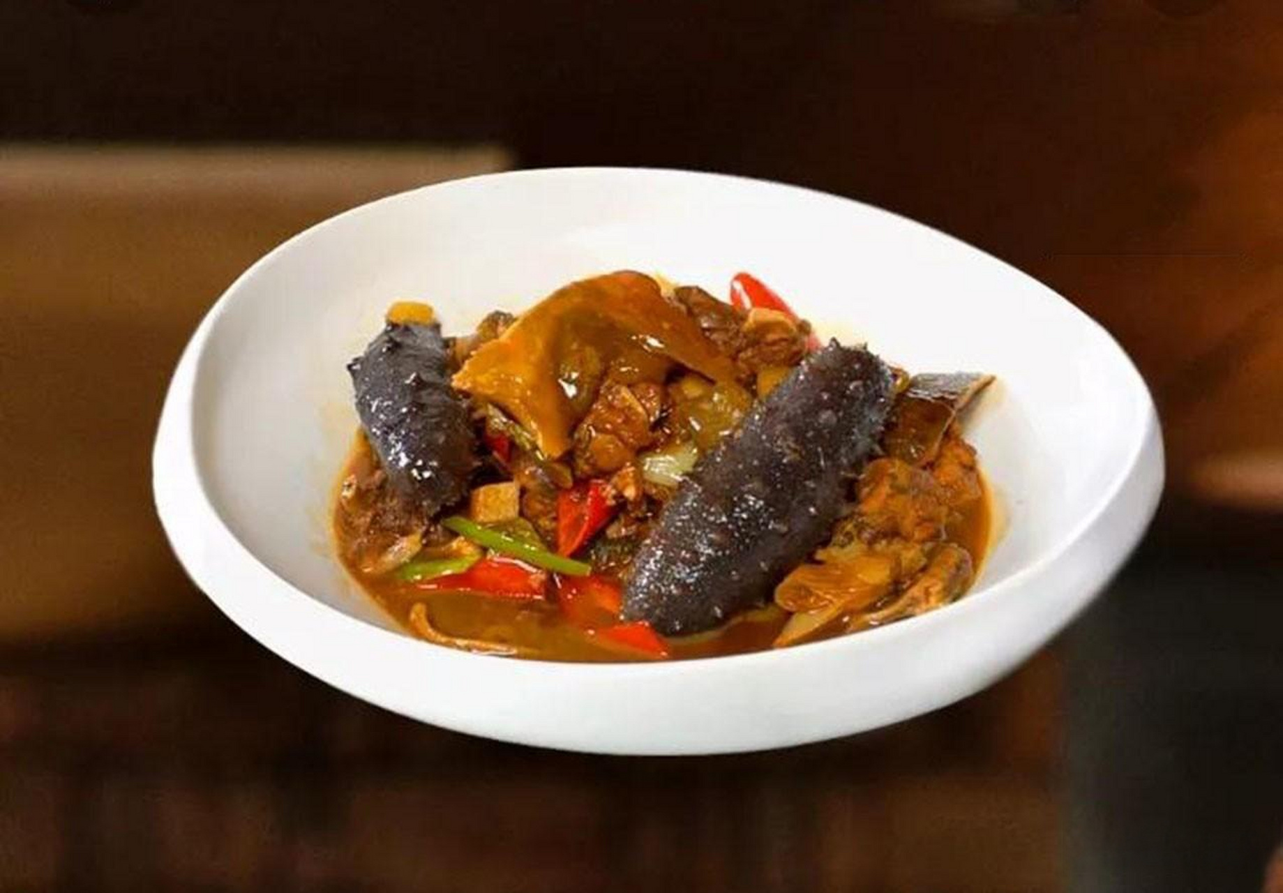 冬日生活打卡季 红烧甲鱼裙边烩辽参  食材&配料: 甲鱼,辽参,葱,姜,蒜