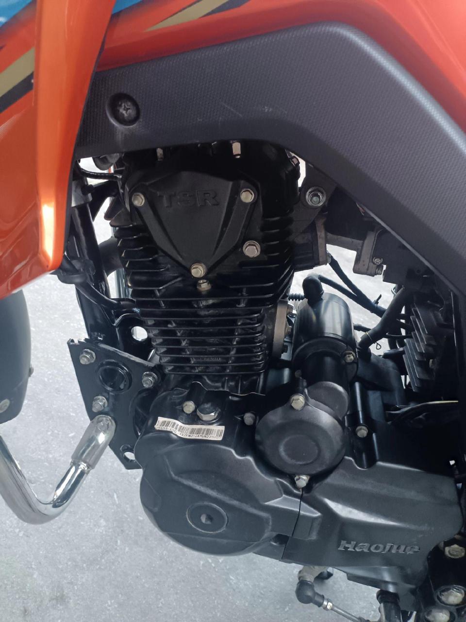 豪爵dkr150精品完美,无倒无摔无查无挂,安全行驶七千多公里,2019年12