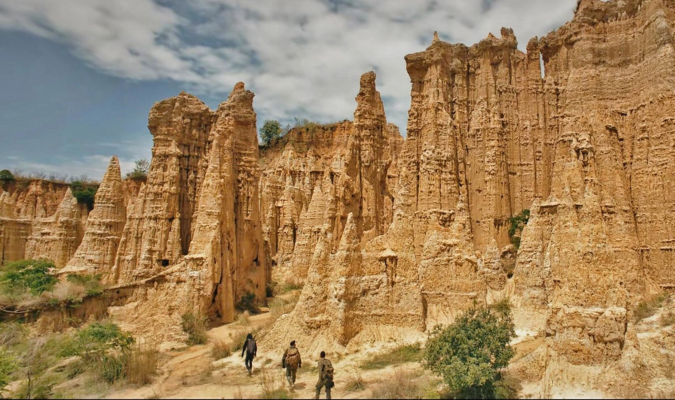 魔鬼城逼真一百倍,就差个沉船了,终极笔记没找到这个地方取景简直太太