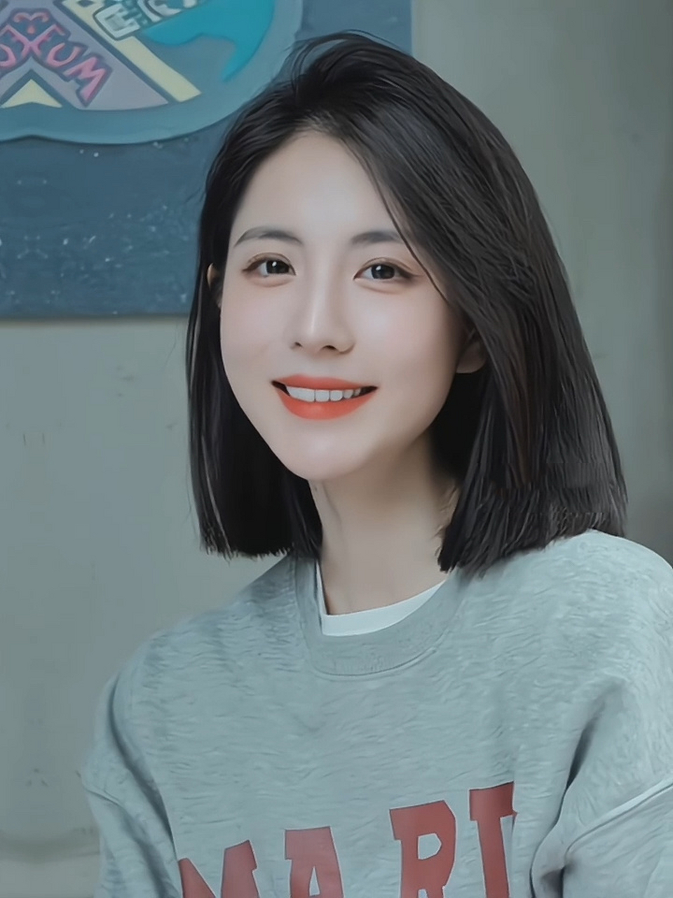 2023爆款高级减龄发型 一刀切齐肩锁骨发美疯了 !