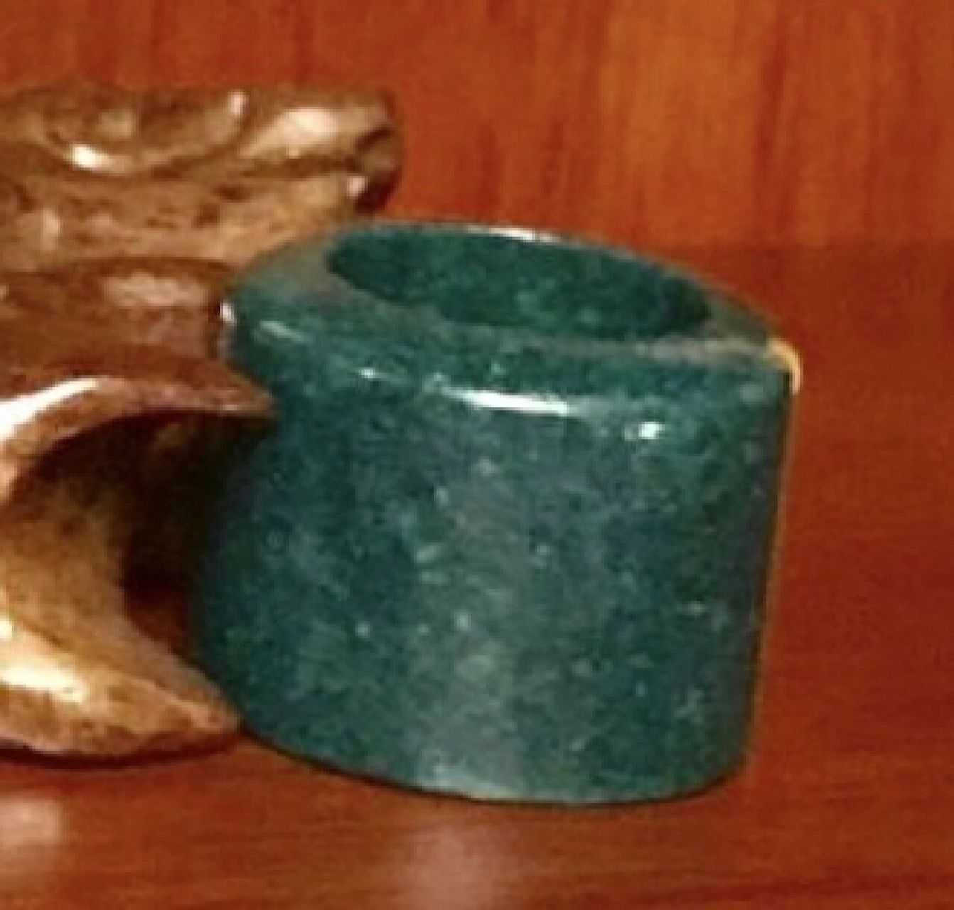 孤品!虬角扳指!清宫造办处,清代皇宫大臣高官显贵之物!