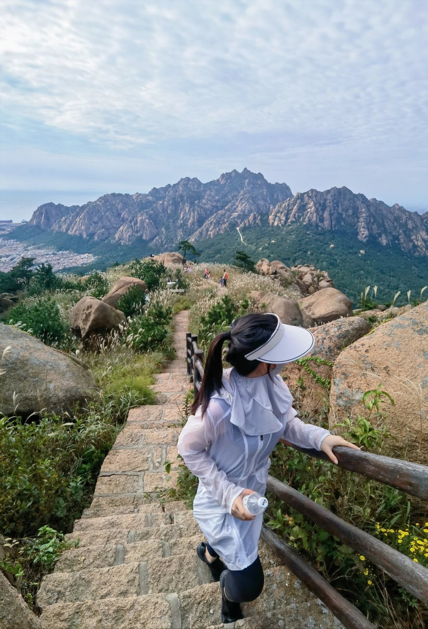 威海铁槎山||一座被远远低估的宝藏仙山 九顶铁槎山,峰连九顶其色如黛