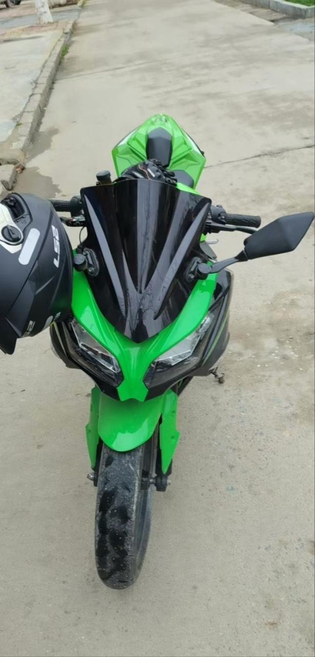 最新拿下川崎小忍者250!前后新换半热熔轮胎!标配abs!