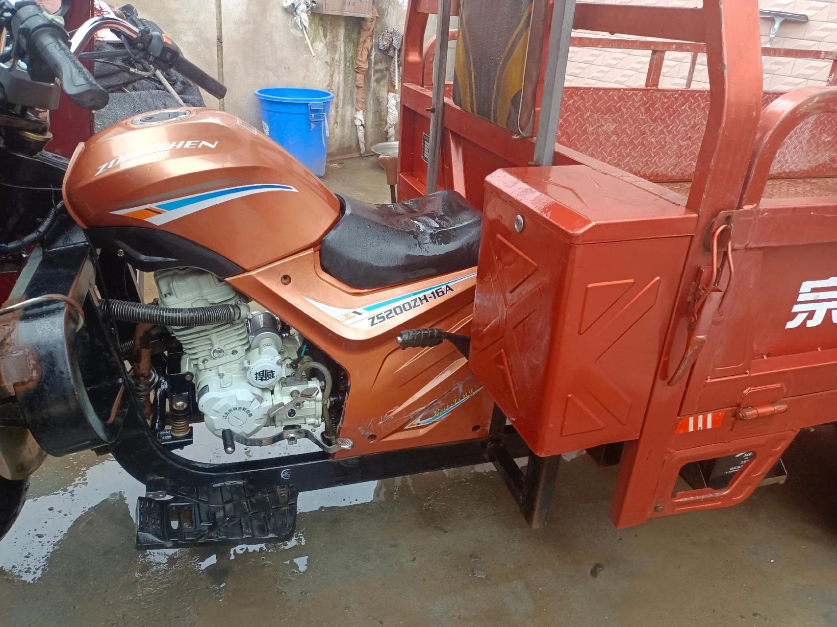 转让八成新宗申水冷200三轮摩托车一辆,带倒档,副变速,跑了几千公里