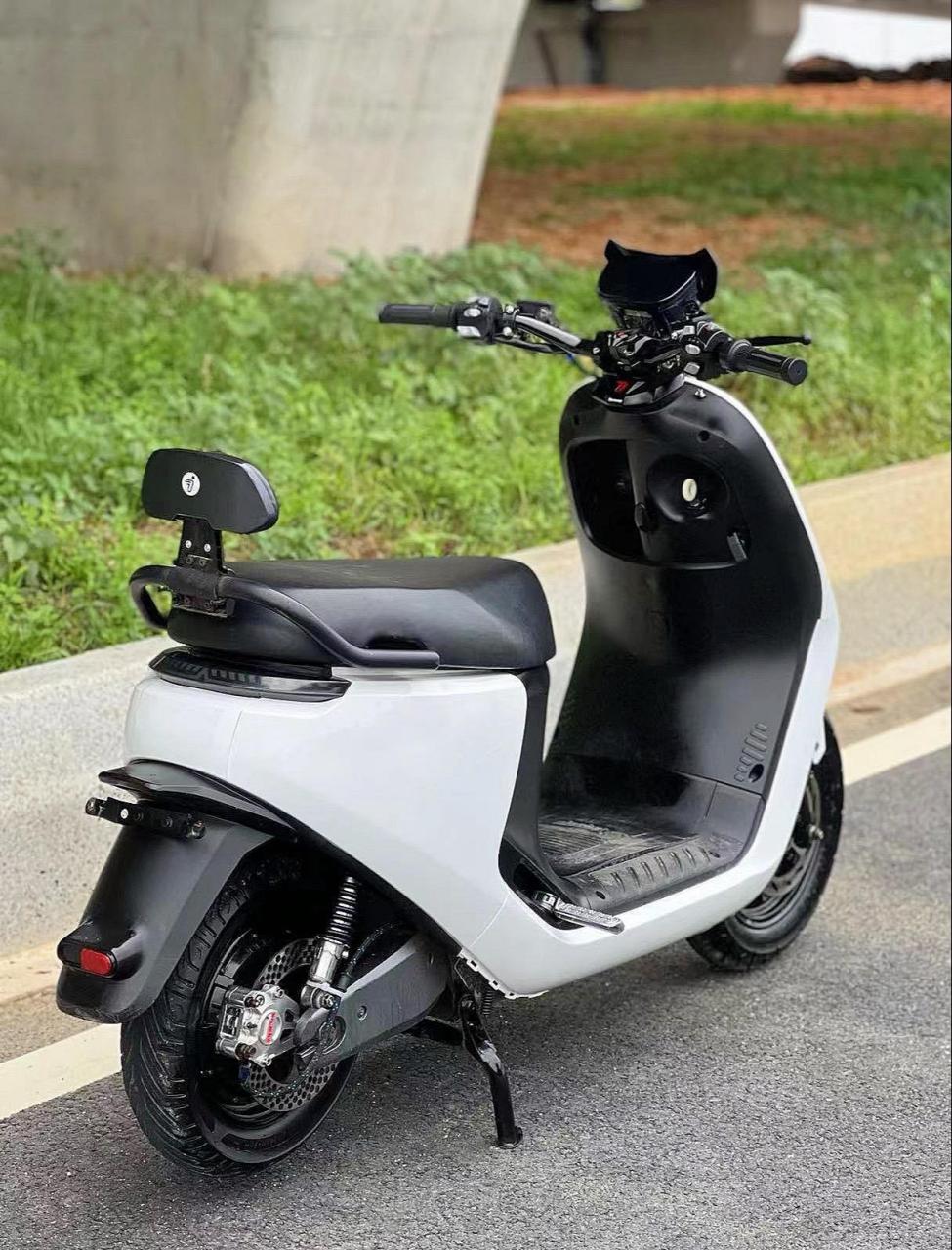 改装九号e80电动车,搭配64v80a三元锂电池(电池带保修)满电续航150