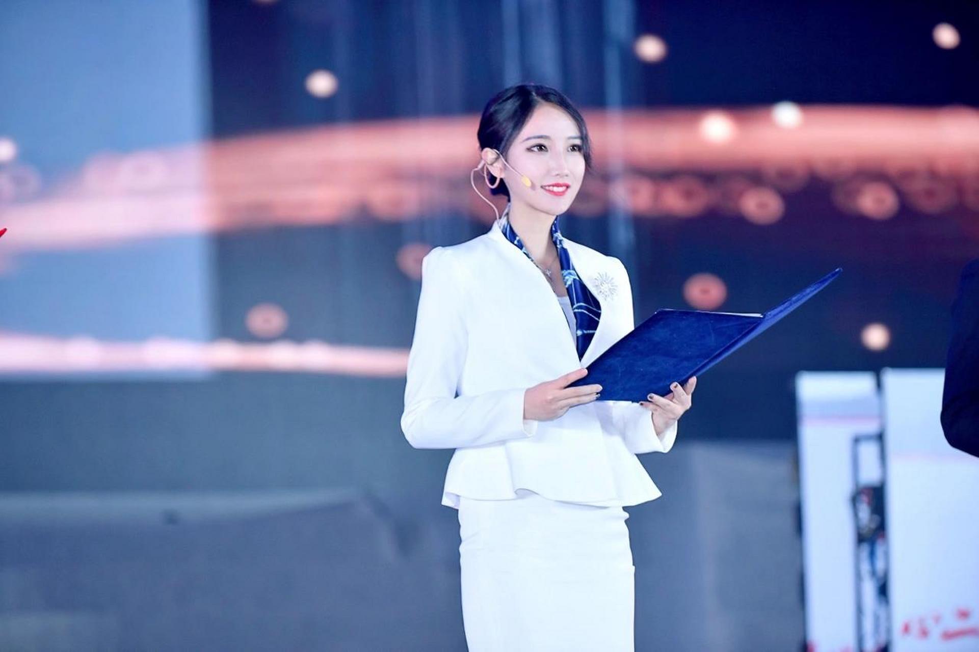 开业庆典仪式主持词|完整文字版73 开场:93 百首雄心训大海,青春