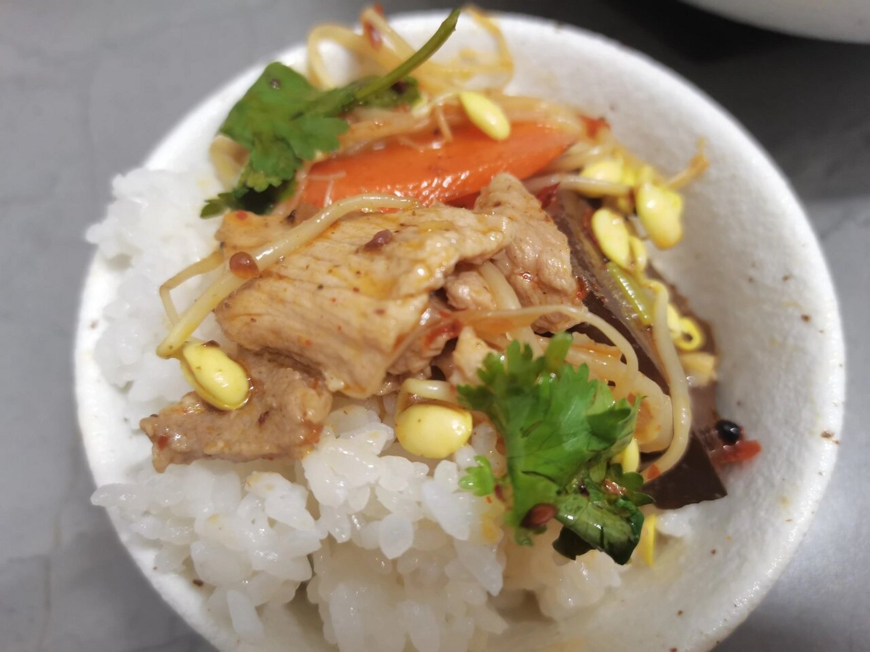 水煮肉片下饭神菜97 今天做的水煮肉片太下饭了,我一个人吃了四碗饭