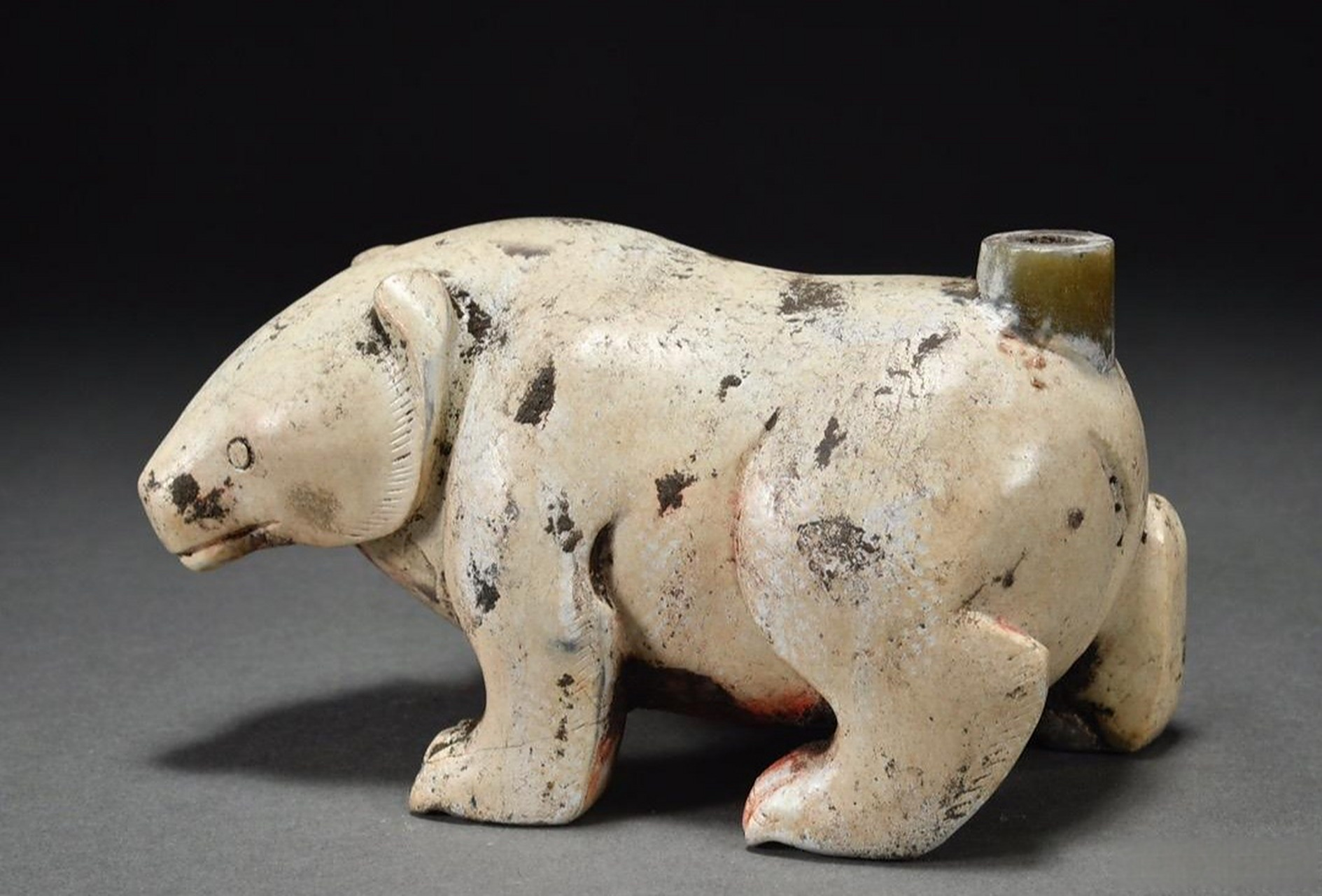 古玉居说玉# 汉代的玉熊,是驱傩避恶,镇墓守陵的巫性象征.