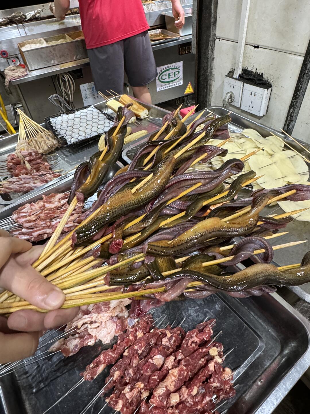 烤鳝鱼!它唯一的缺点:武汉限定