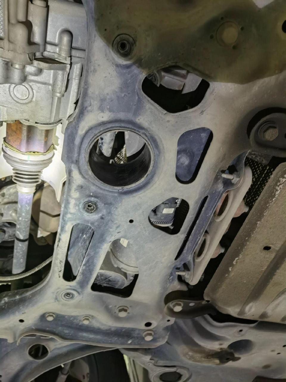 大众元宝梁更换胶套