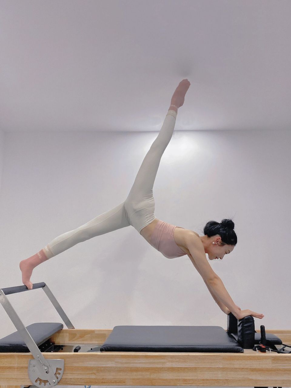 pilates|普拉提核心床拍照姿势不重样9478 91普拉提核心床拍照