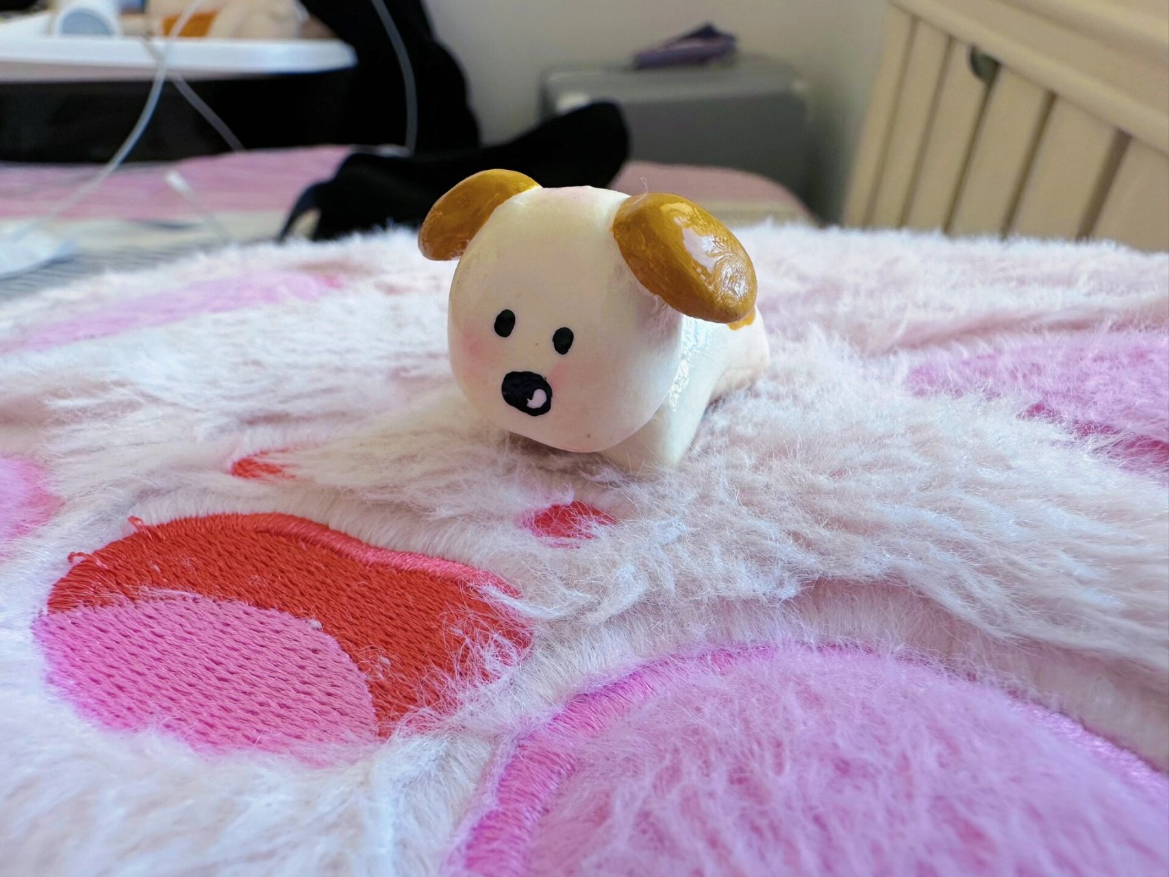 泥塑可爱小狗 闲适在家 就捏捏可爱小狗吧 还有很多可以成长的细节