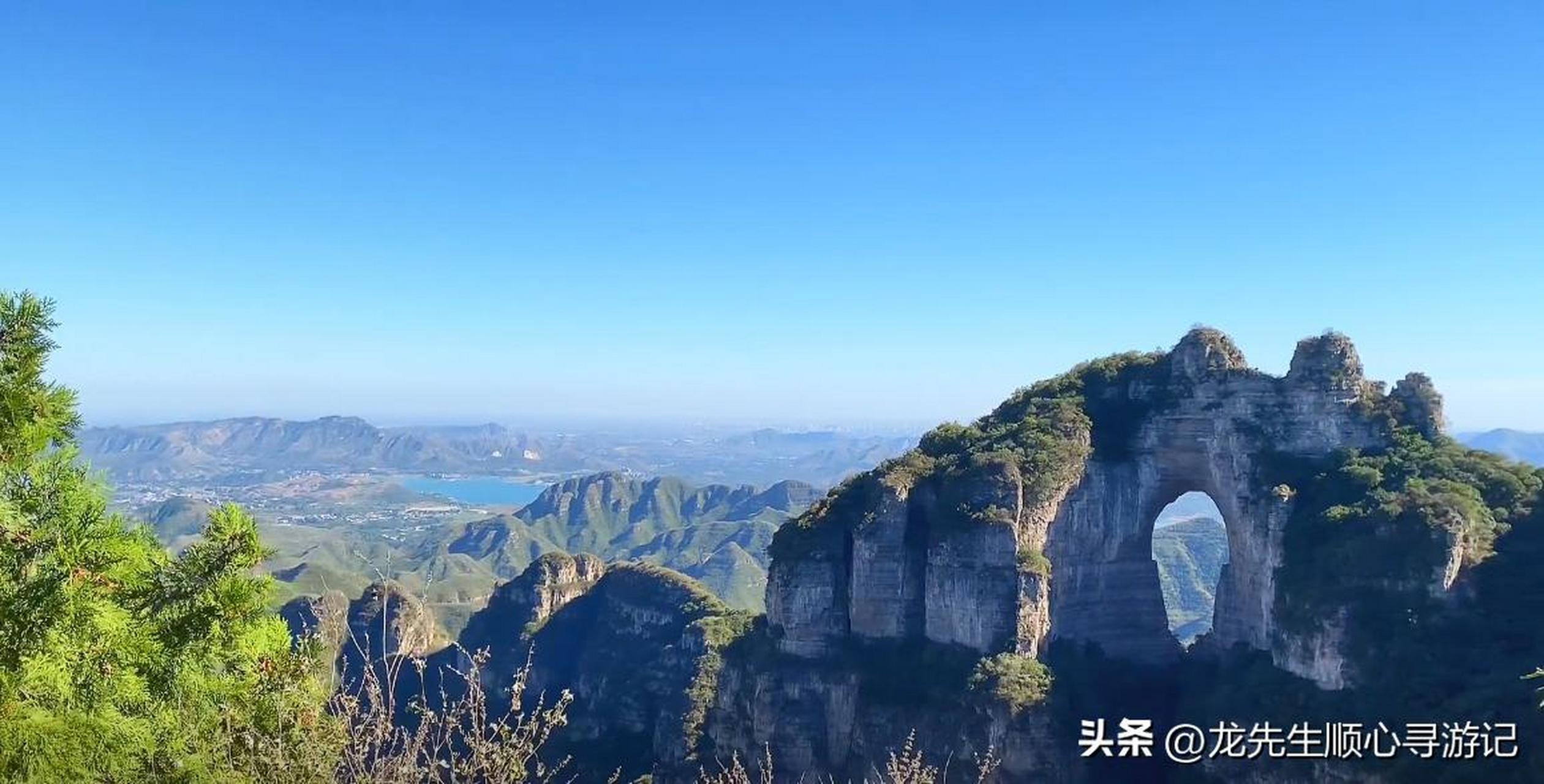 河北易县一处免费的大山景区,蚕姑坨南天门壮美的风光.