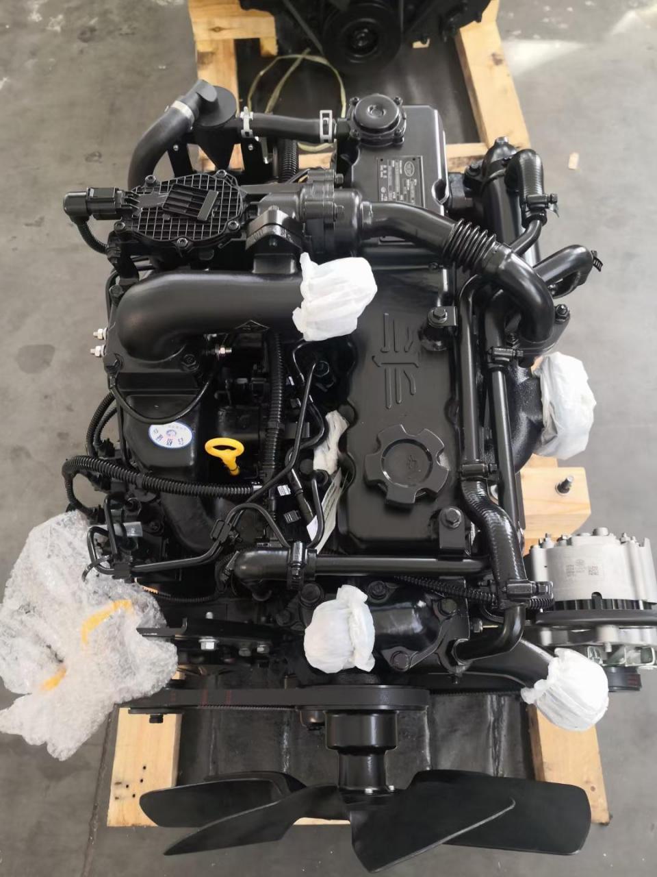 分享大柴498国三配叉车的发动机总成