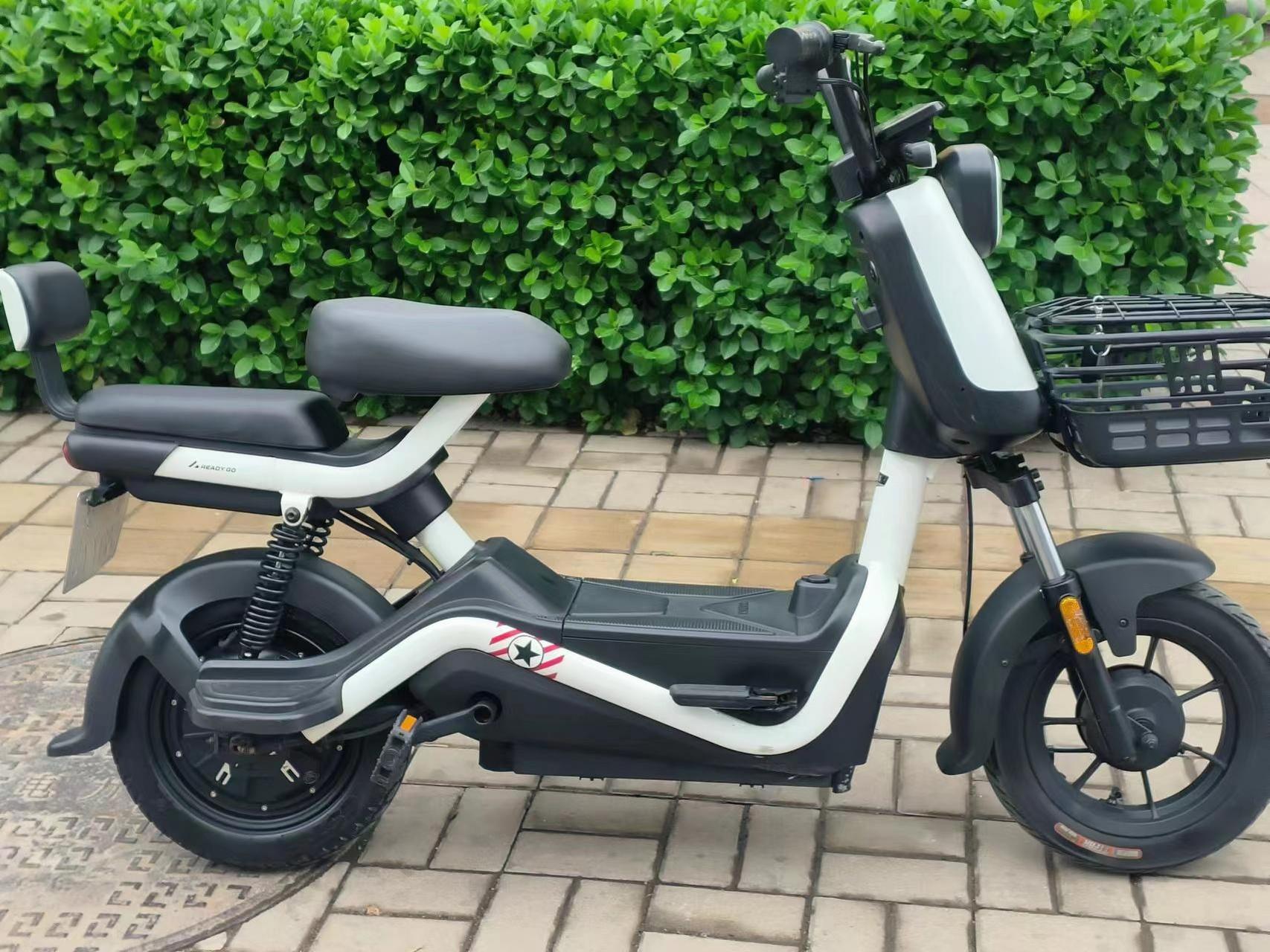 九九新雅迪速迈6023石墨烯,电池保好有看上的私聊,好车不等人