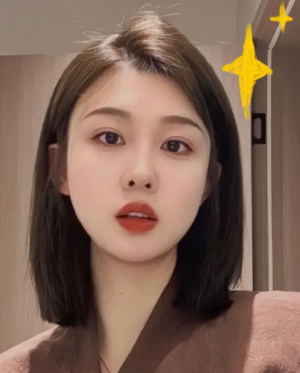 2023适合长脸圆脸女生的发型|||78想剪锁骨发 |78想剪锁骨发的