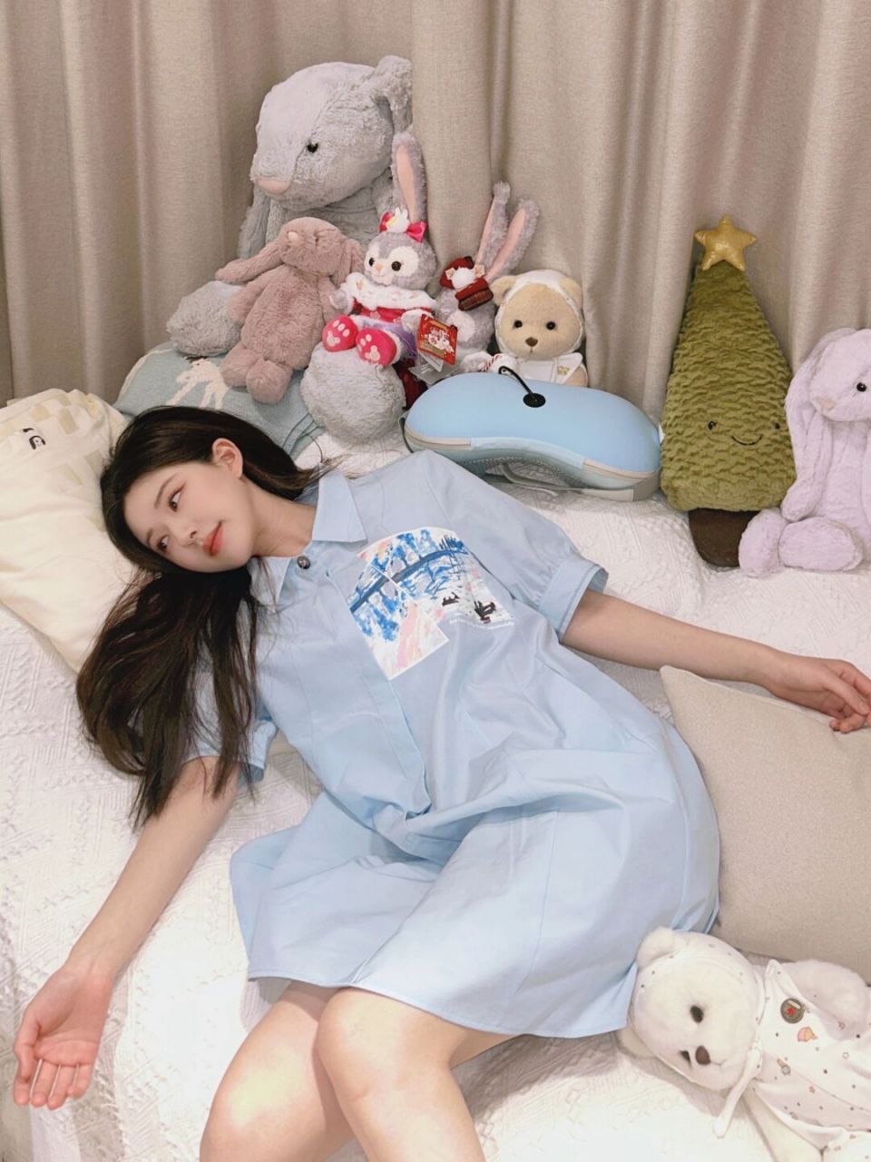 赵露思随拍穿搭 夏天就是要穿衬衫裙!