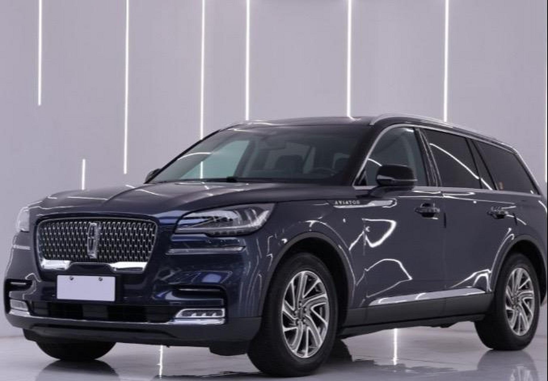 68万元(还价不多) 车辆车型:越野车 车辆产地:进口 车辆颜色:灰色