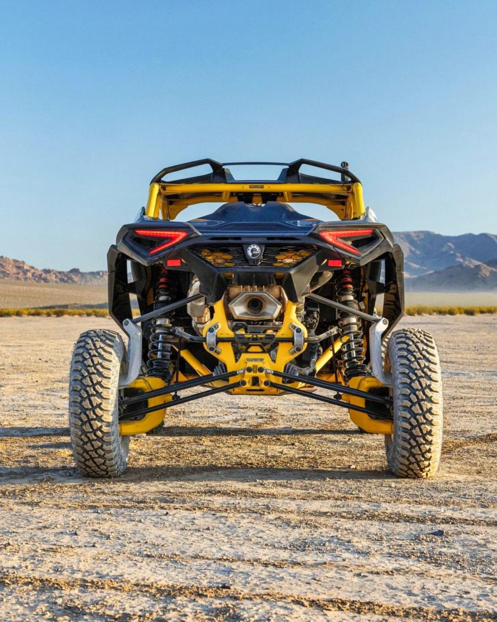 brp工业2024的集大成之作 全新的产品线 maverickr  240hp三缸涡轮