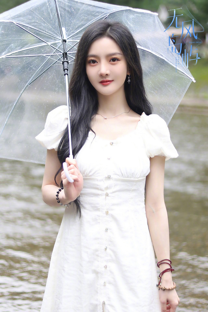 snh48# #snh48无风岛屿#  试图抱着那时的你