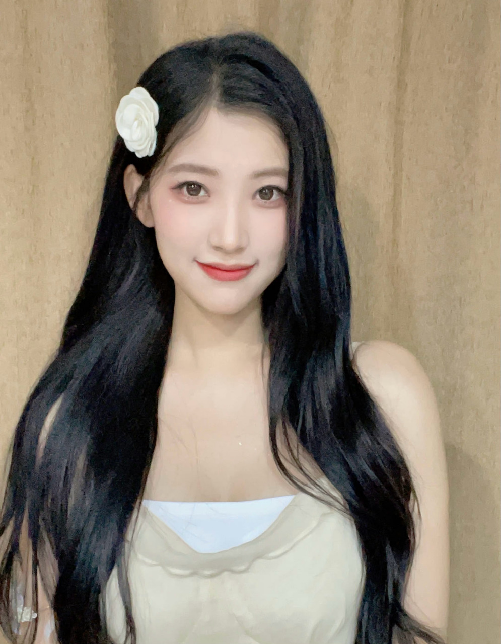 bej48孙晓艳 1998年11月29日出生于黑龙江省,中国内地女歌手,射手座