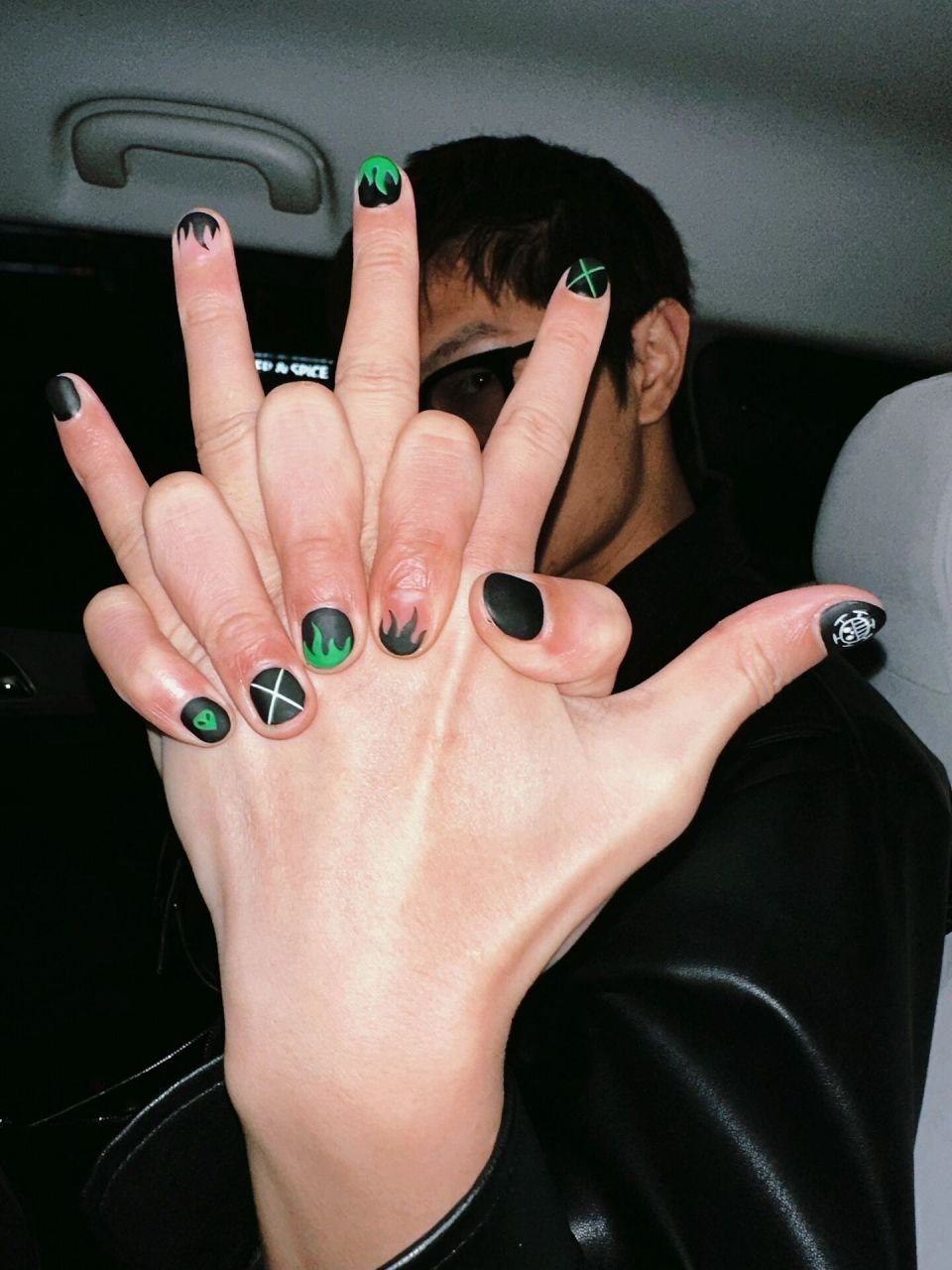 身为男生!我真的是第一次做美甲97 第一次做美甲97是什么体验!