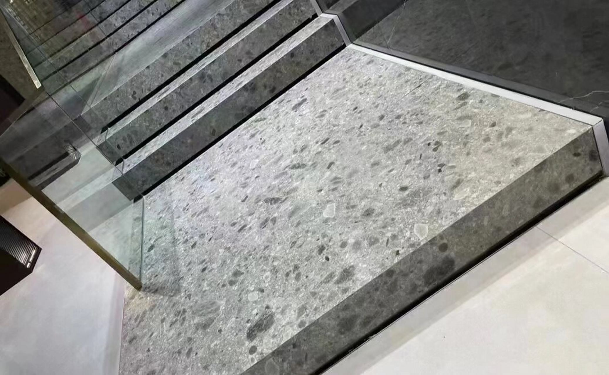 水磨石楼梯踏步