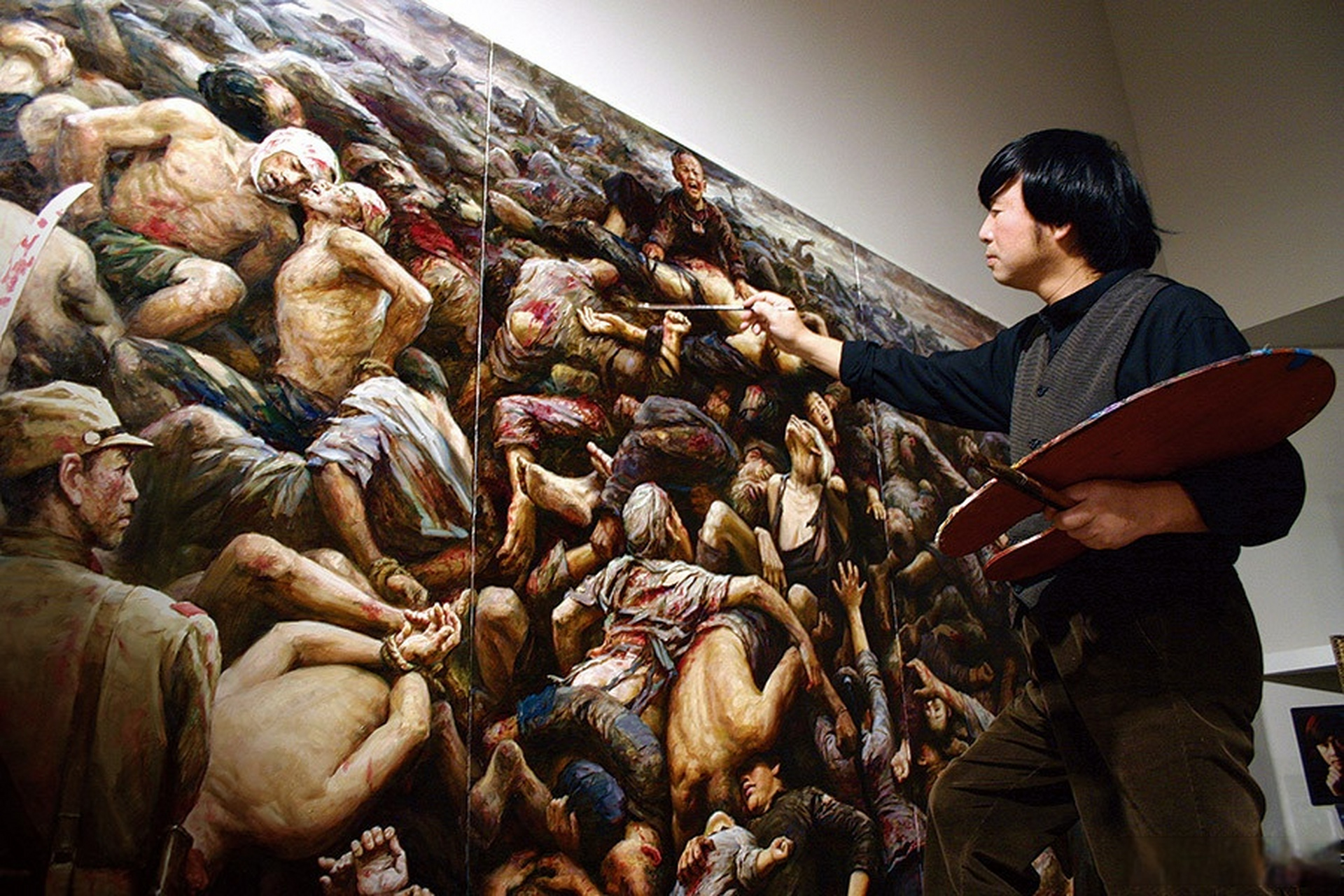 油画作品《南京大屠杀》,李自健老师创作