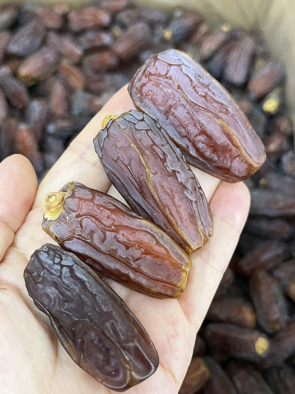 吃椰枣有6大好处,这4类人请快点吃起来吧!