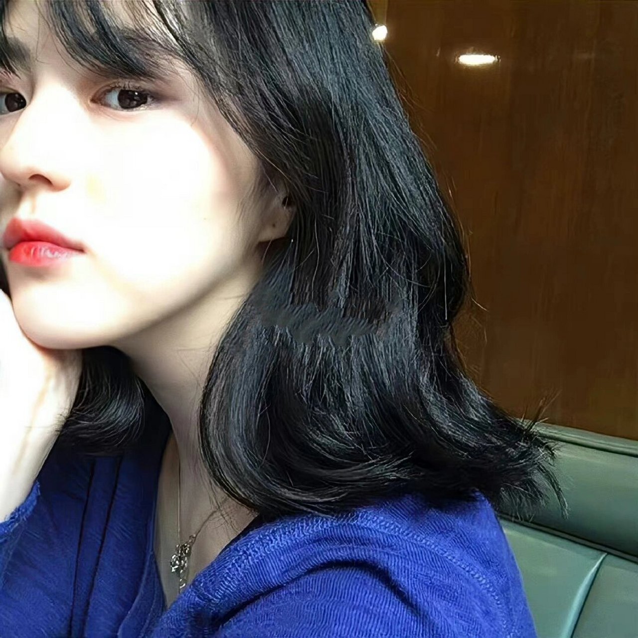 女生头像 韩素希 洒脱自由