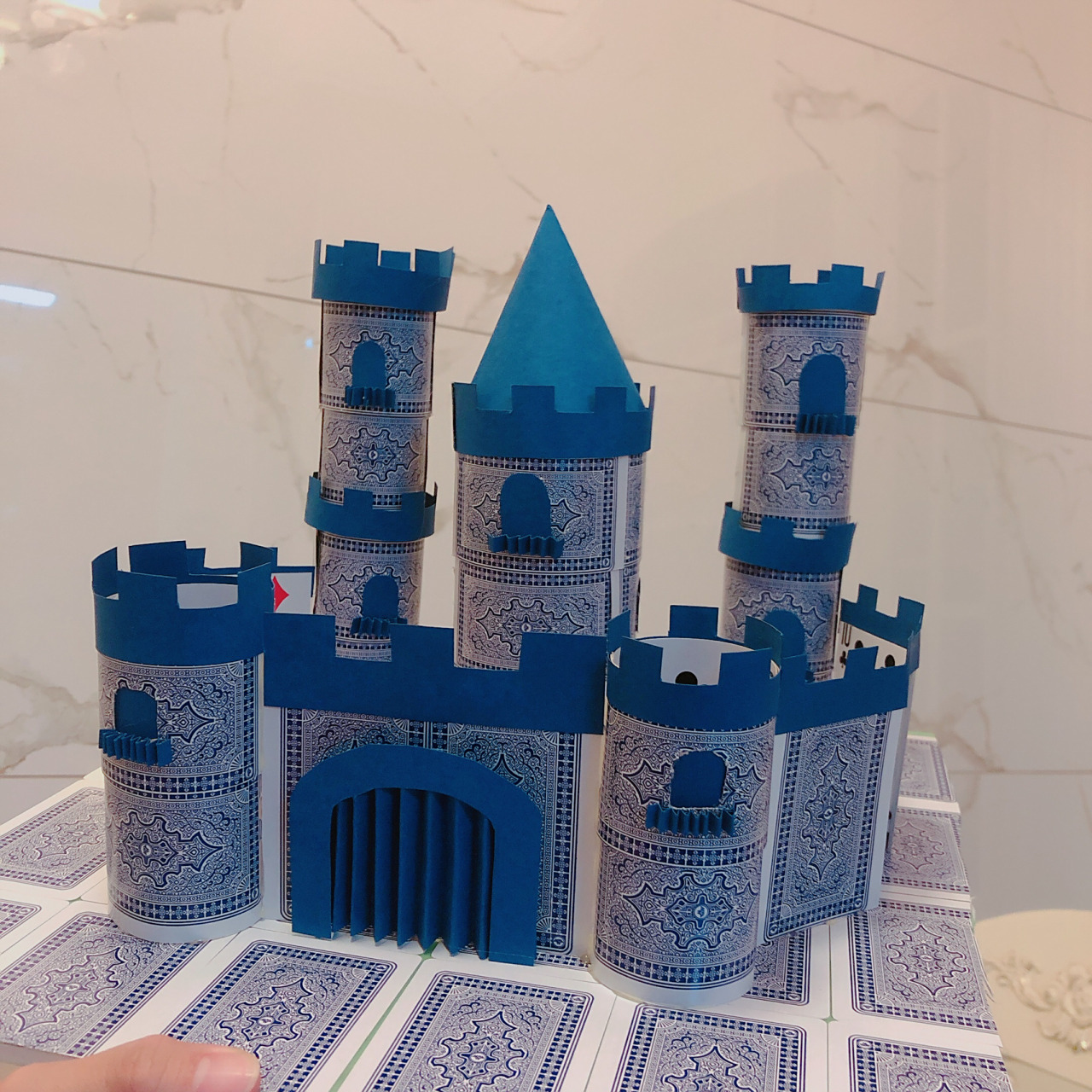 扑克牌搭建房子 手工 城堡 卡片