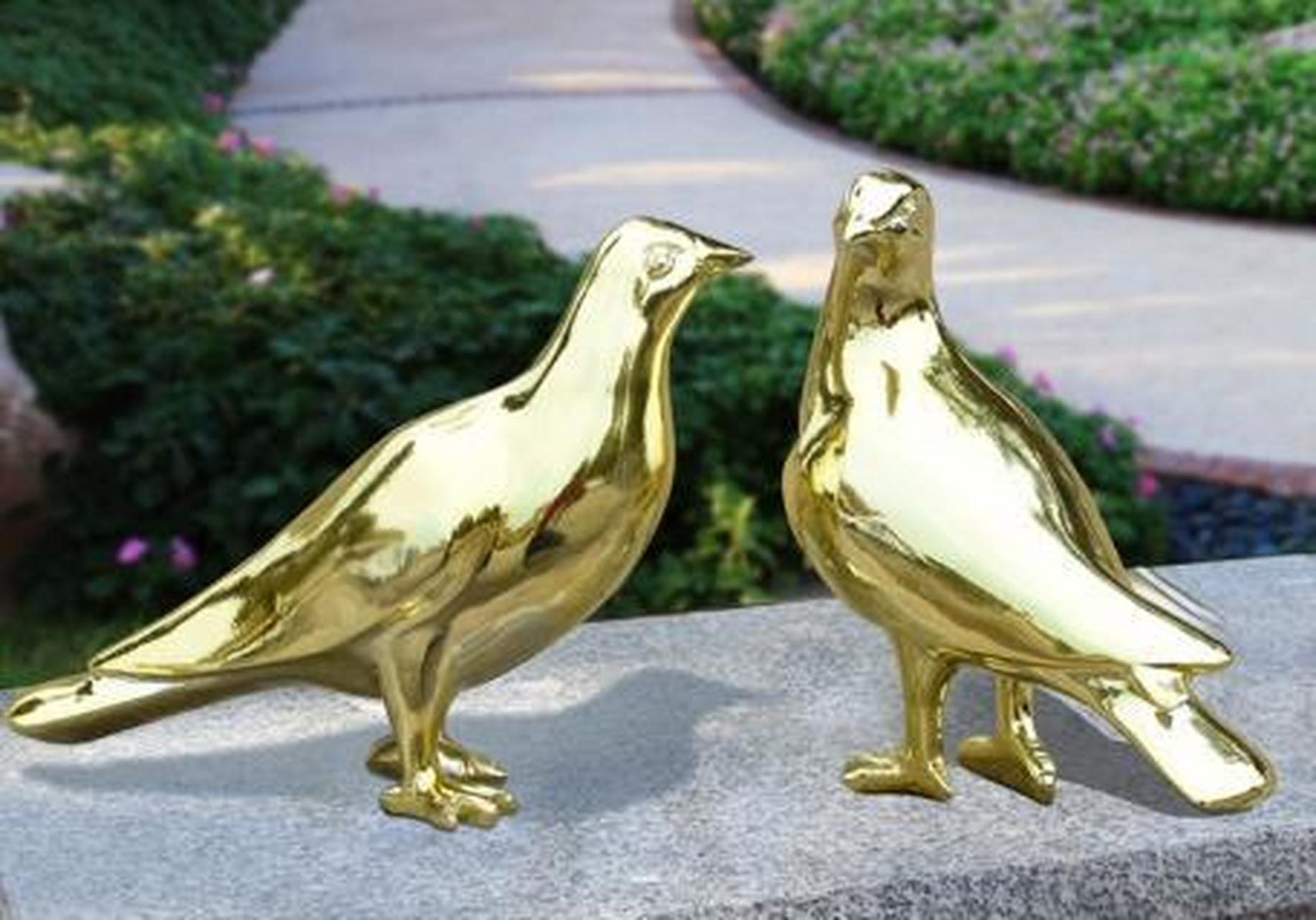 美则雕塑:镜面不锈钢鸽子雕塑户外园林公园 我们推荐的户外草坪鸽子