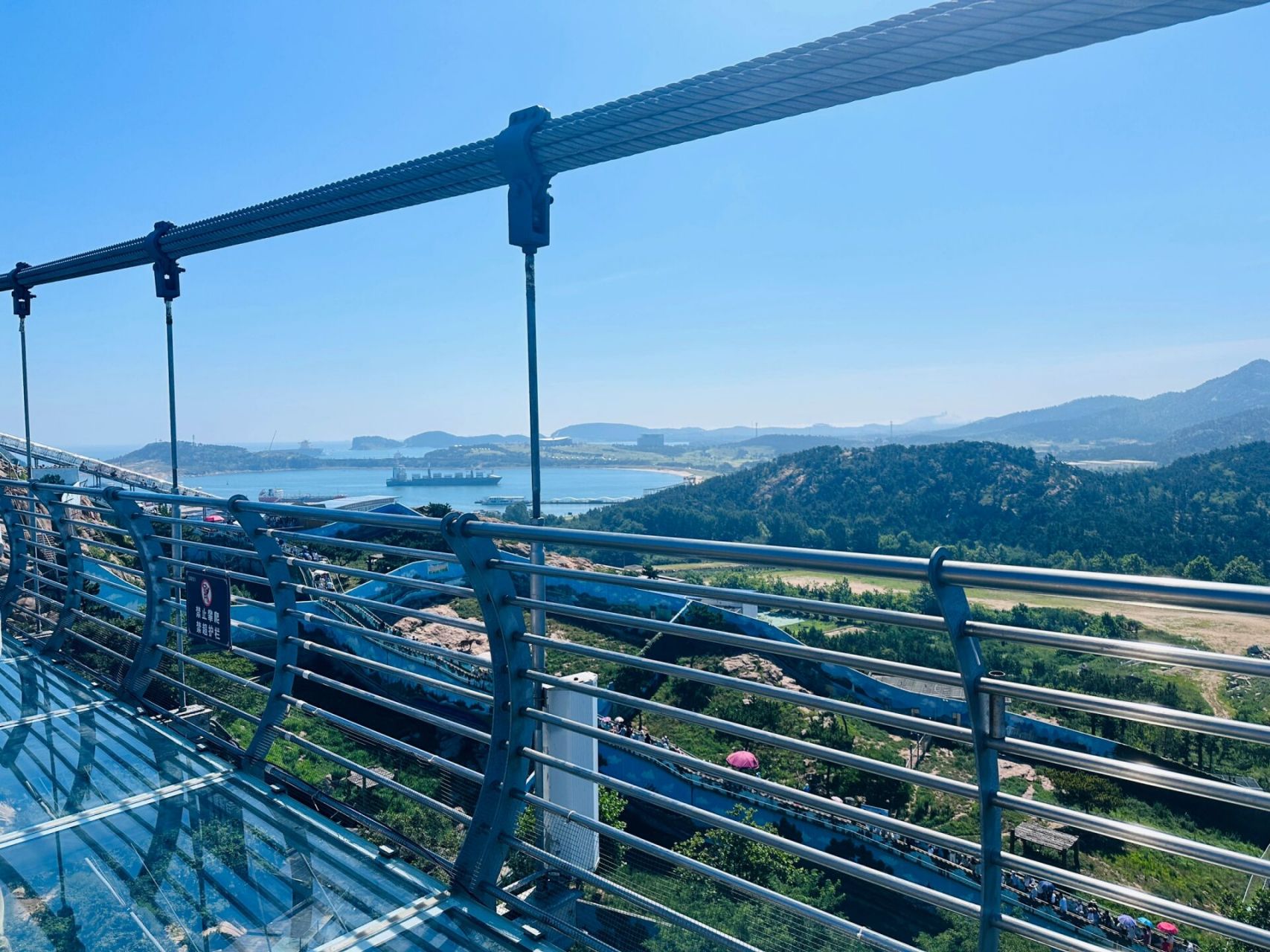 西霞口神雕山动物园&#那香海[poi]# 魔毯,玻璃栈道,滑道,所有能减少