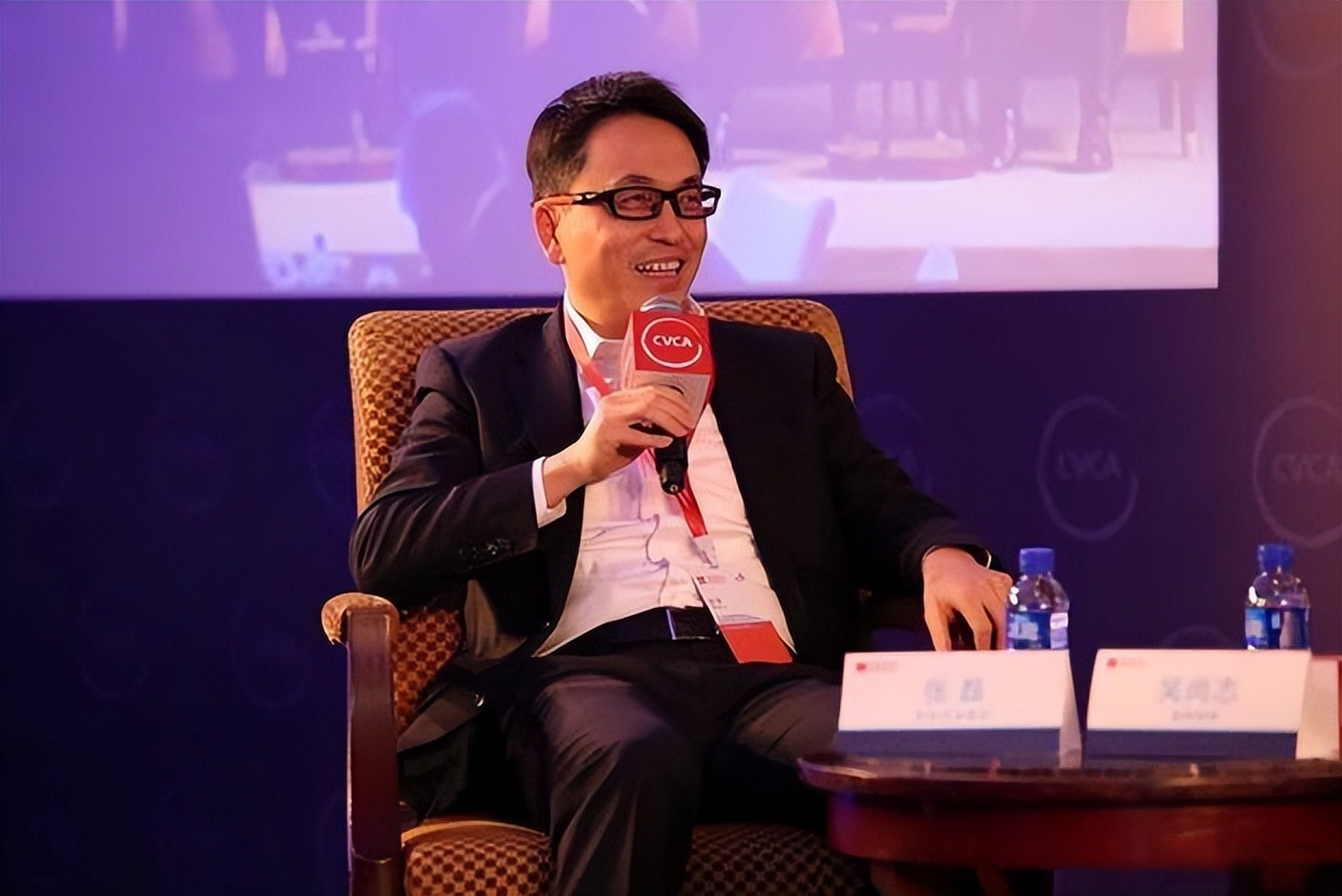 张磊创立高瓴资本时,曾经为寻找合伙人而绞尽脑汁,经过一番努力遗才