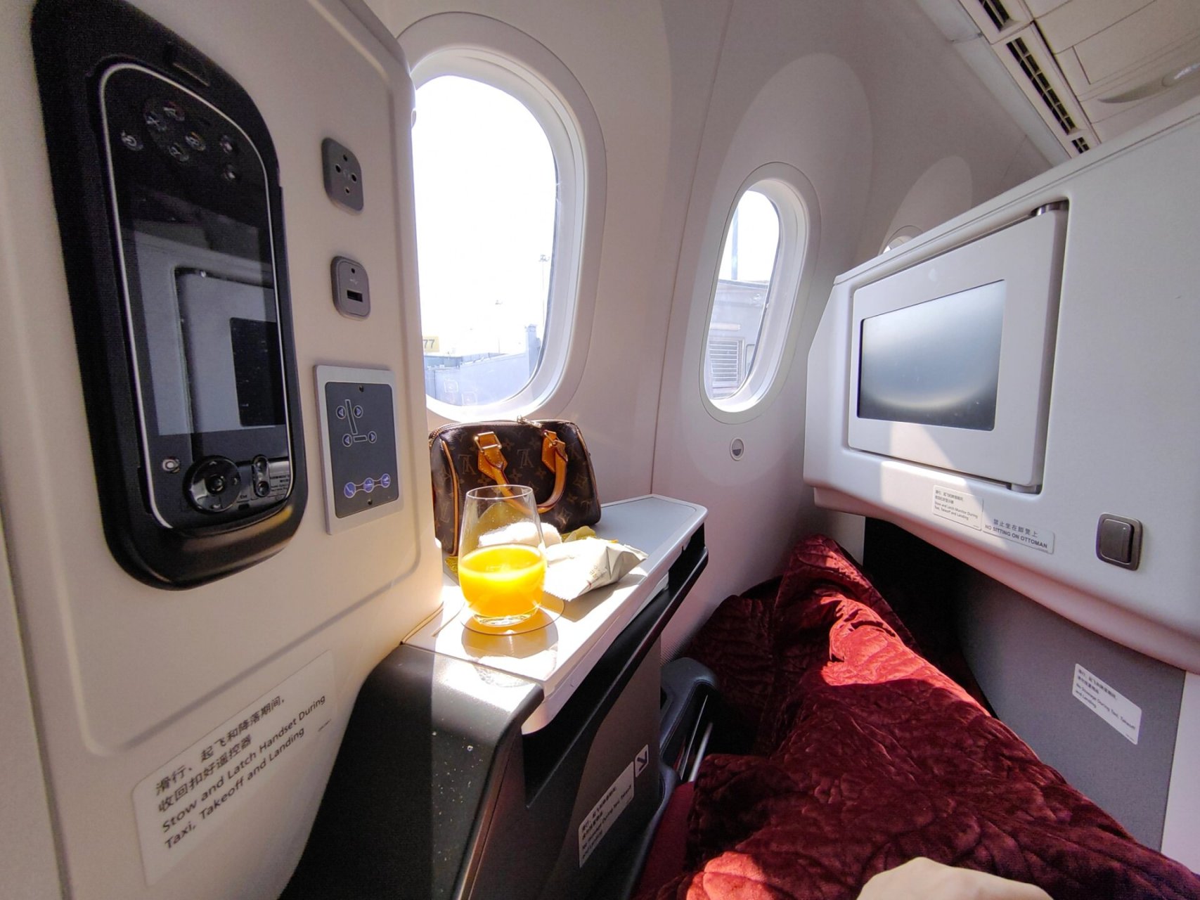 180°躺平&餐食no.193 终于体验了大飞机公务舱!原来这么享受!
