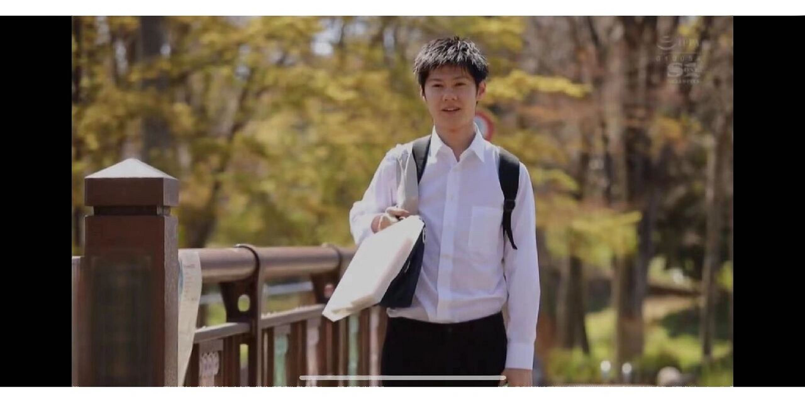 求!有人知道这个男优的名字吗 咳咳~如题