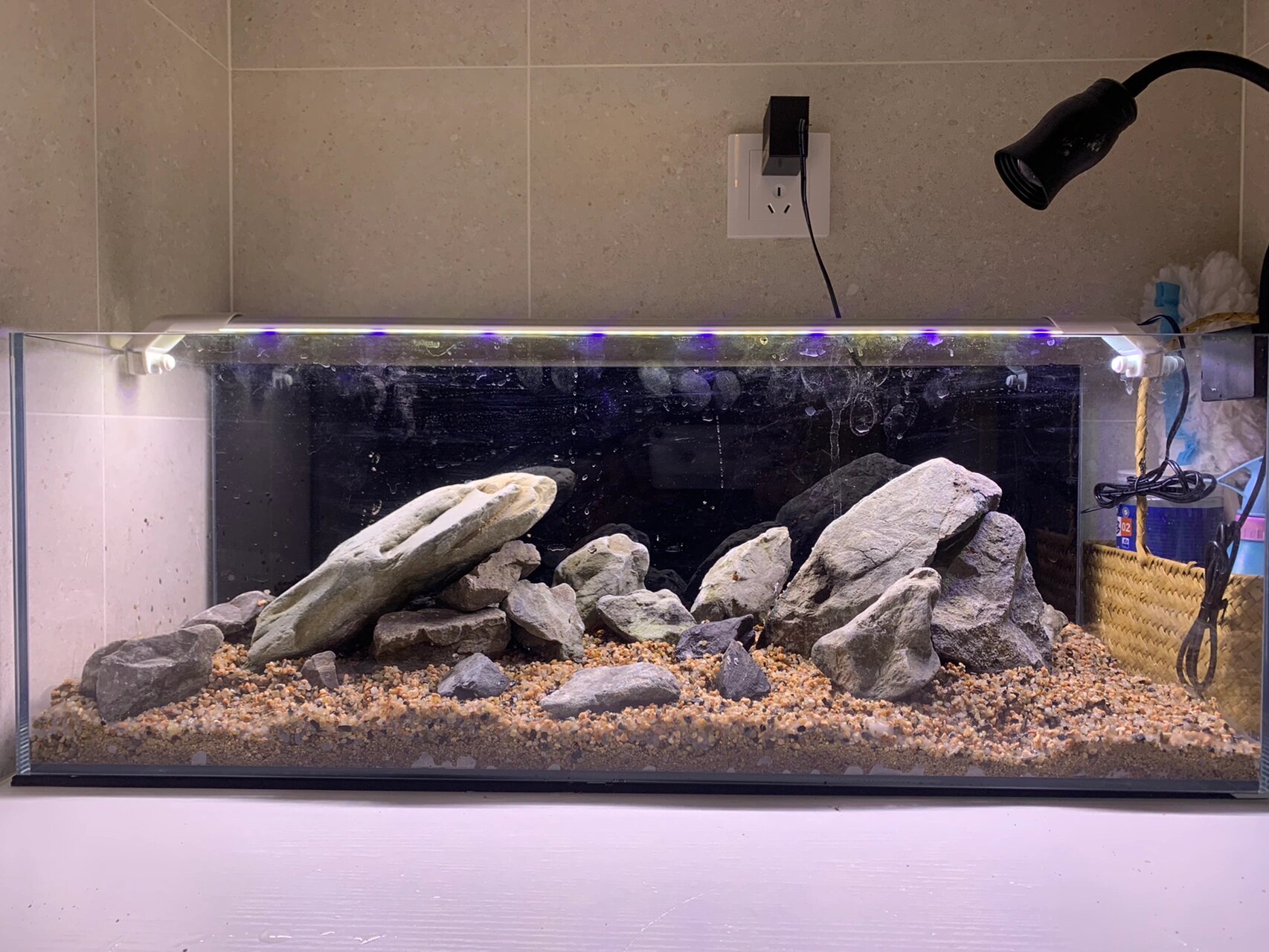 救命 谁来给我推荐一个溪流缸的过滤