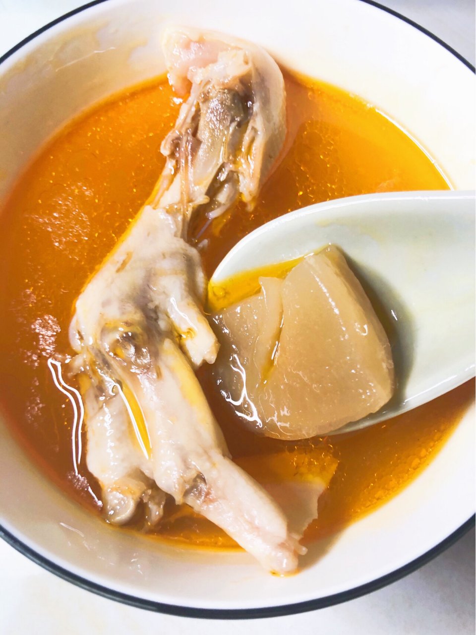 酸萝卜老鸭汤进阶版——酸萝卜鸭掌汤!