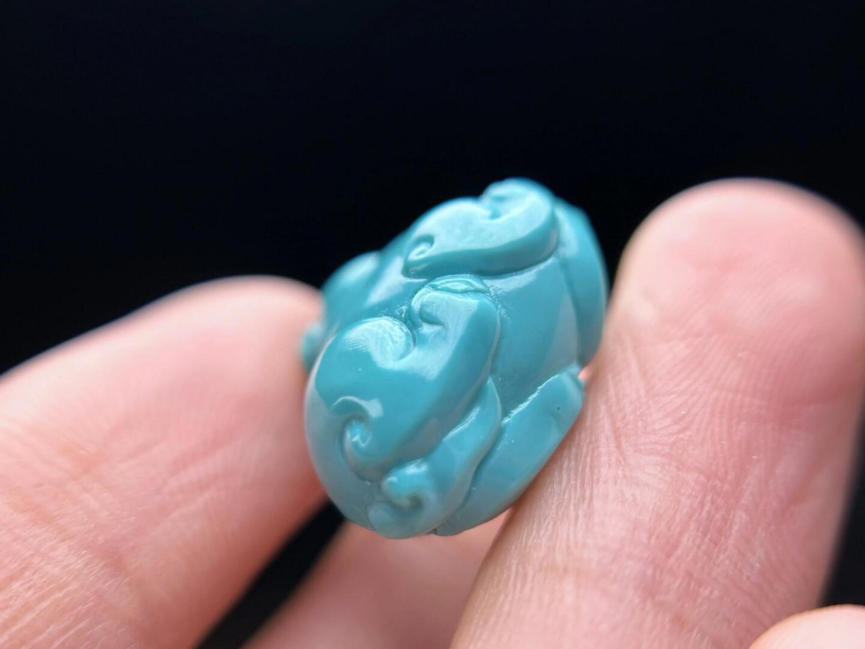 湖北天然原矿绿松石,高瓷蓝玉化望天吼#手工雕刻# #手工艺# #手艺人的