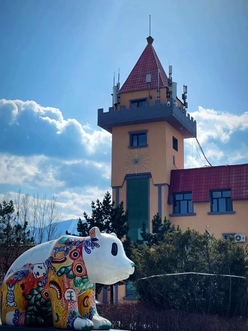 打卡/亚布力熊猫馆 首先 一定要提前一天在网上购票!